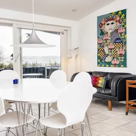 Panoramic Retreat In Andkaer Vig *